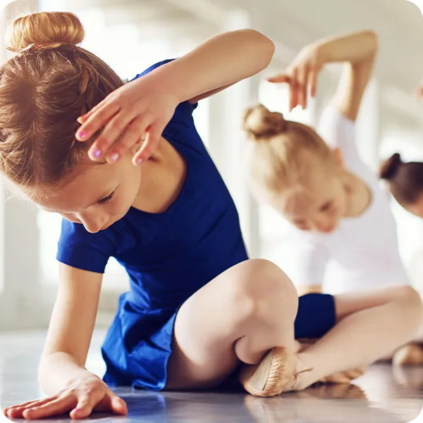 young girls in ballet class